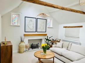 Central Thame cottage